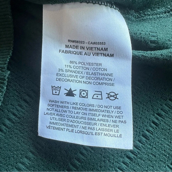 NIKE Yoga Women's Tank top size medium Knit top In dark Green, CU6321-397 - Picture 6 of 9